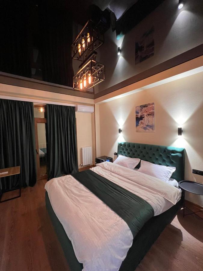 Natali Boutique Hotel ティビリシ エクステリア 写真