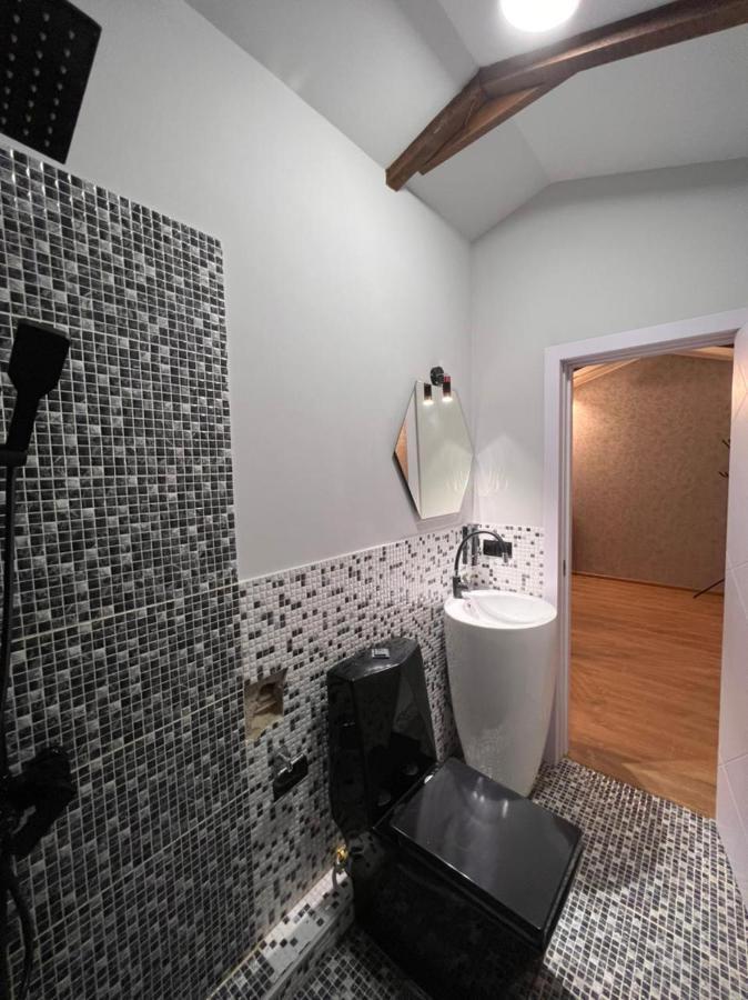 Natali Boutique Hotel ティビリシ エクステリア 写真
