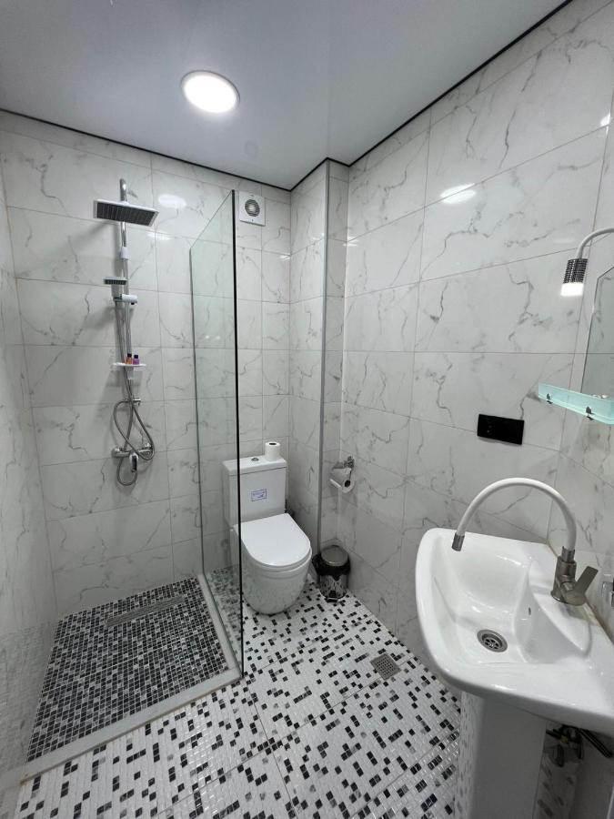 Natali Boutique Hotel ティビリシ エクステリア 写真